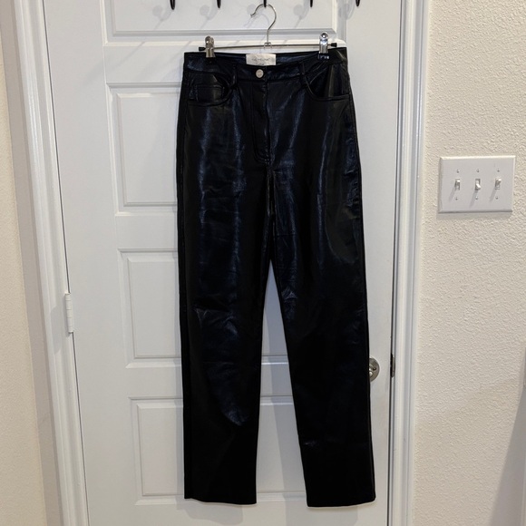 Wilfred Pants - Aritzia Wilfred The Melina Faux Leather Pants Black Straight Leg Size 4